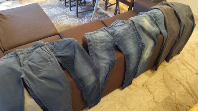 jeans
